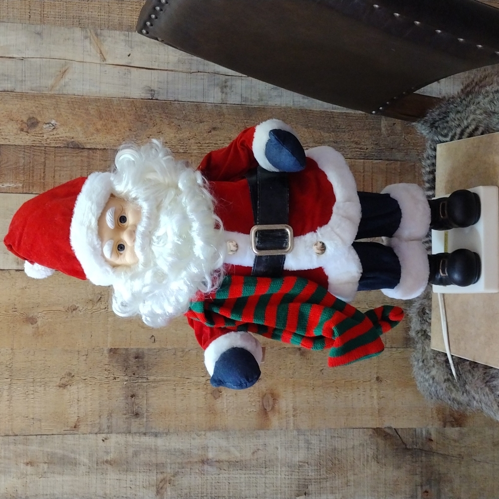 Vintage 1992 Telco Motion-ette Santa